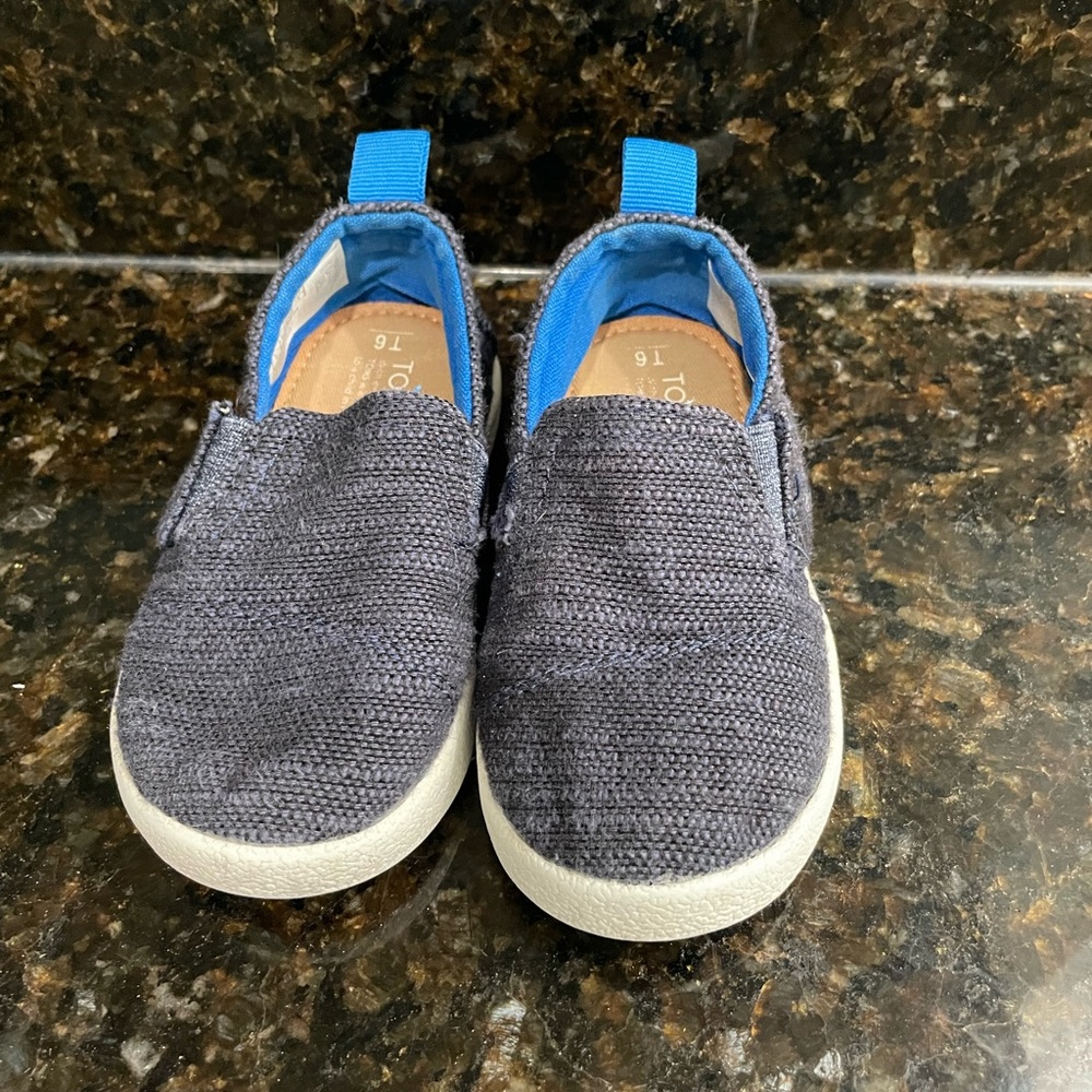 TOMS Toddler Shoe